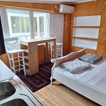 Apartment Dream 6 *